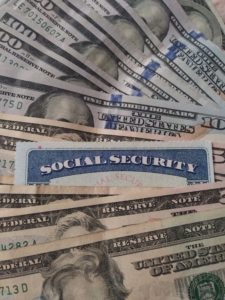 how is social security benefits calculated for married couples who have divorced